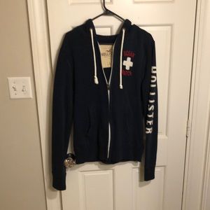 Vintage Men’s full zip Hollister hoodie, great condition.